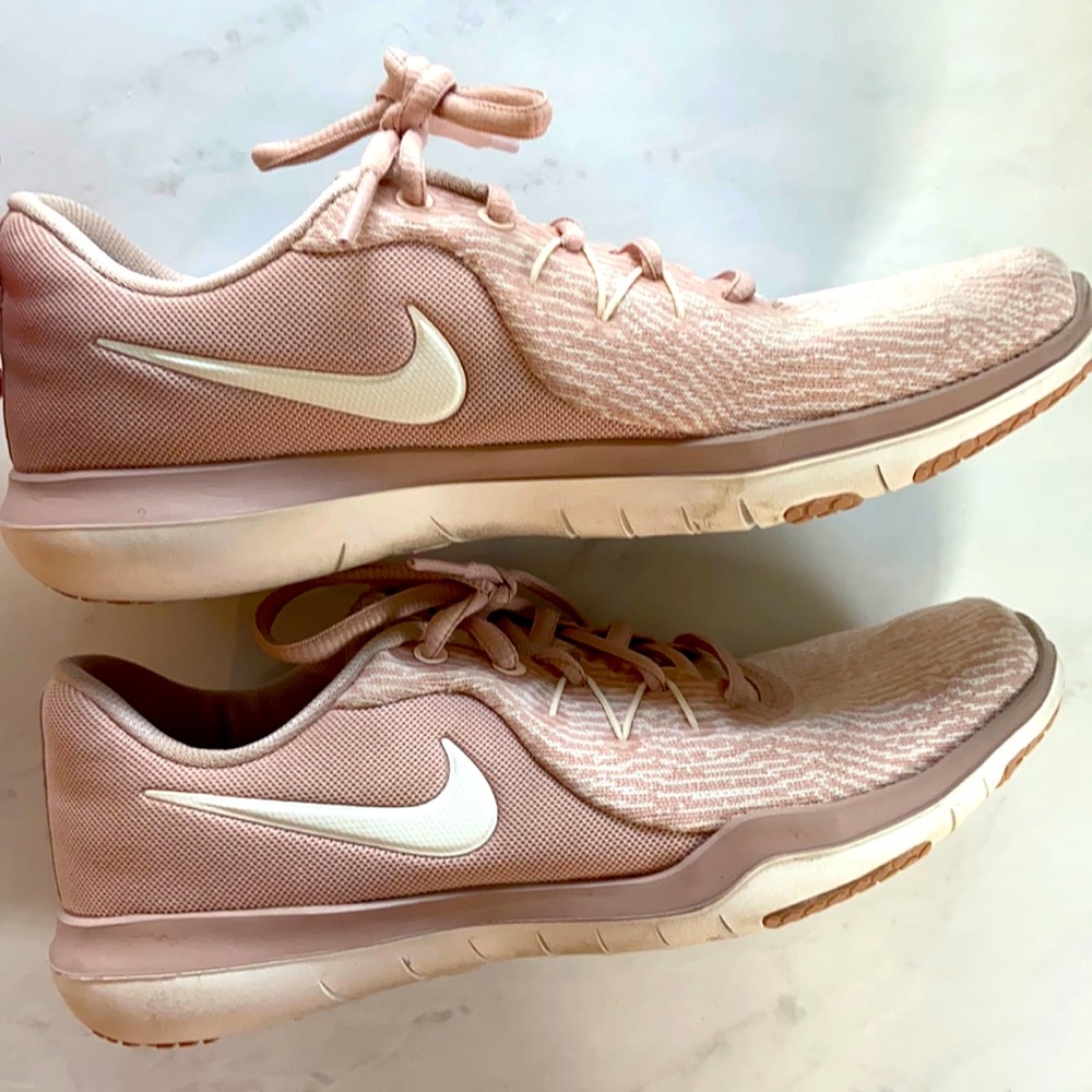 COPY - Nike Rose Flex Supreme TR6 Training shoes